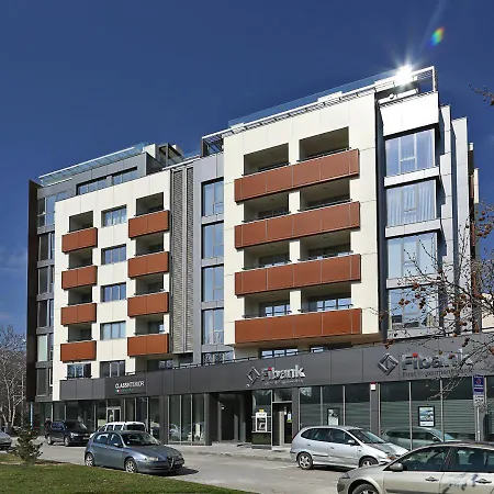Daire Royal Hill 4 *